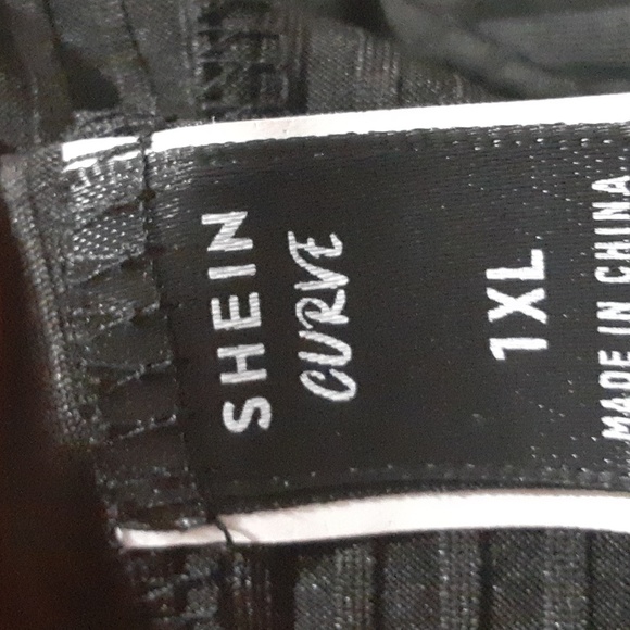 SHEIN Black Ribbed Cutout Top Ribbed Women's Size 1XL Sexy Bodycon - Picture 5 of 5